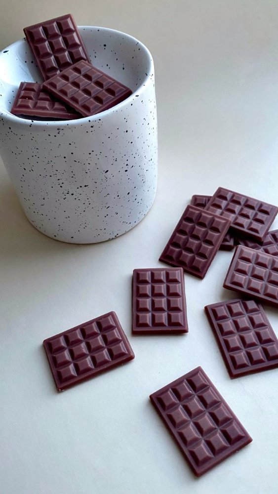 CHOCOLATE