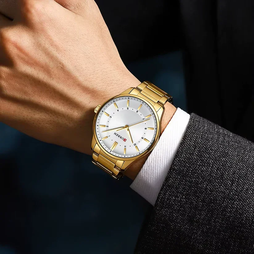 Reloj-Dorado - Fondo blanco-Curren-8430