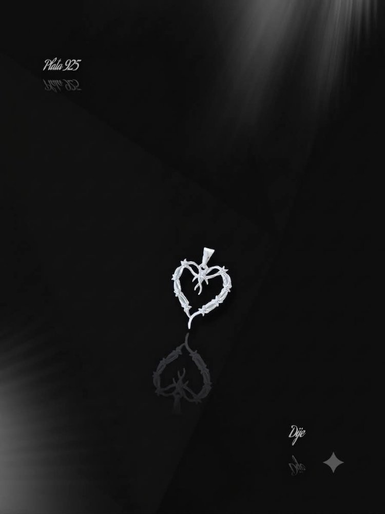 DIJE DE PLATA - CORAZON CON ESPINAS - D-0009