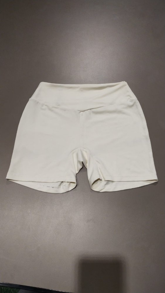 SHORT BS CREMA