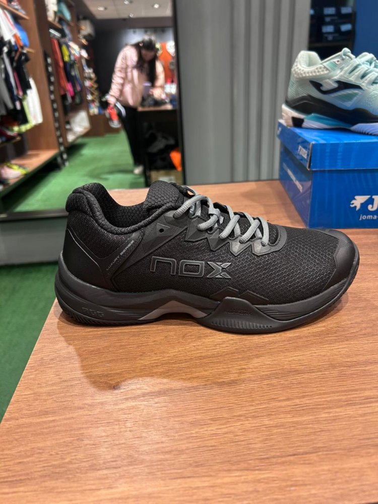 Nox ml10 black