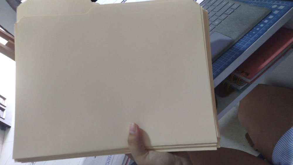 Folders 8.5x11 caja gsf