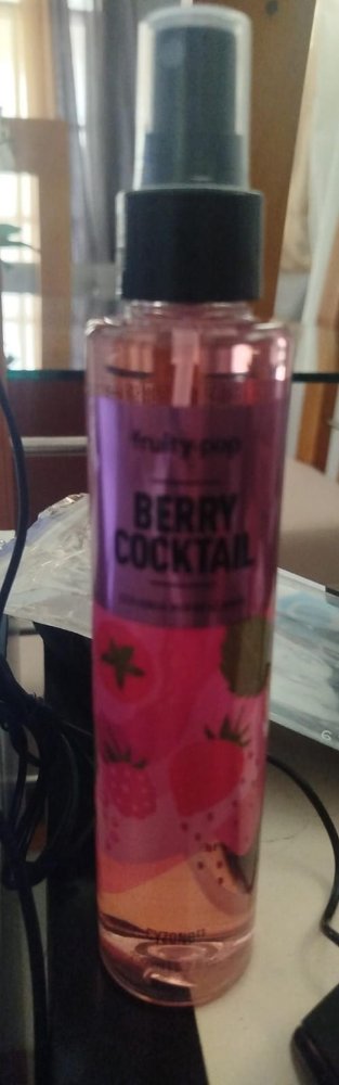 Colonia Berry cocktail Fruity pop Cyzone