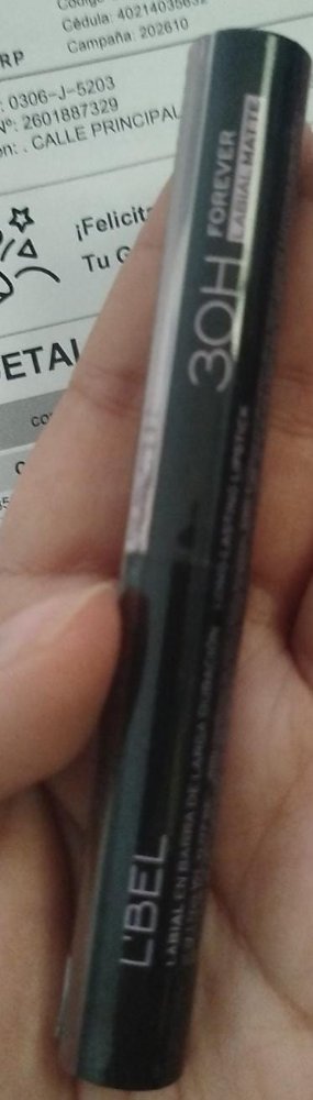 Labial en barra tono scarlet l´bel