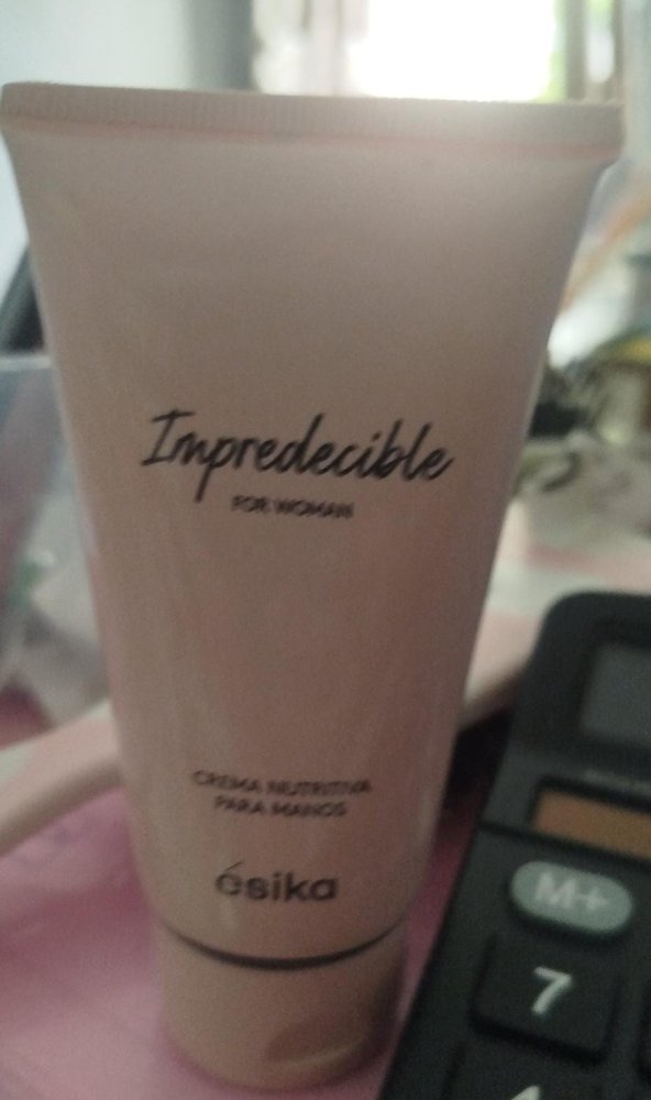 Crema  Impredecible For Woman Ésika