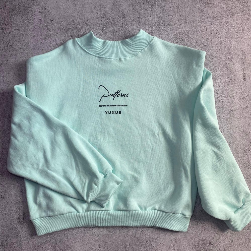 Buzo Crop Frizado
