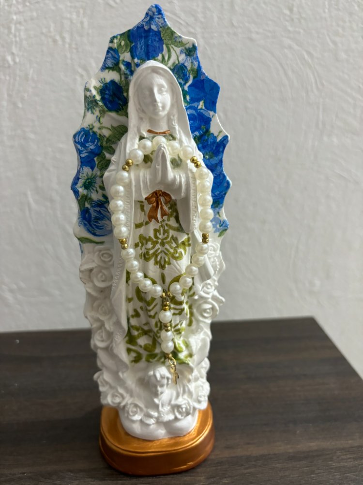 Virgen de Guadalupe Rosas (20 cm)