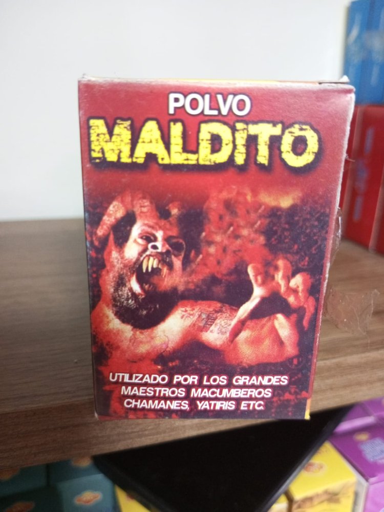 Caja de Polvo (Mori) - Maldito