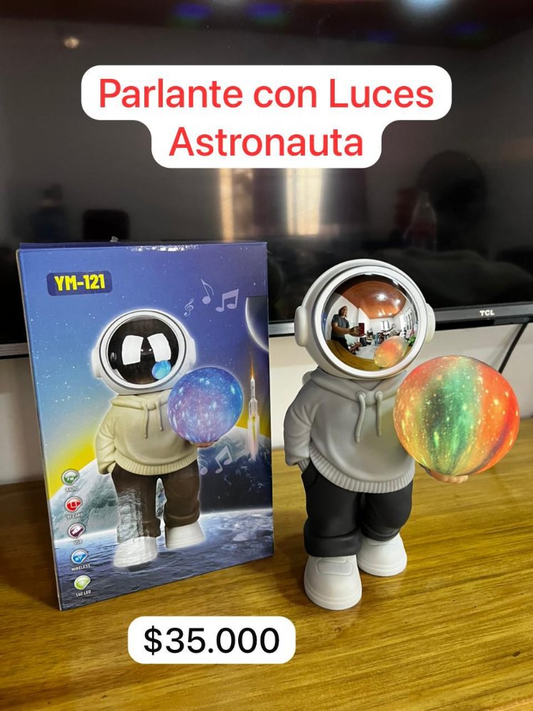 ASTRONAUTA PARLANTE