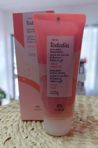Exfoliante corporal frutas rojas 100g