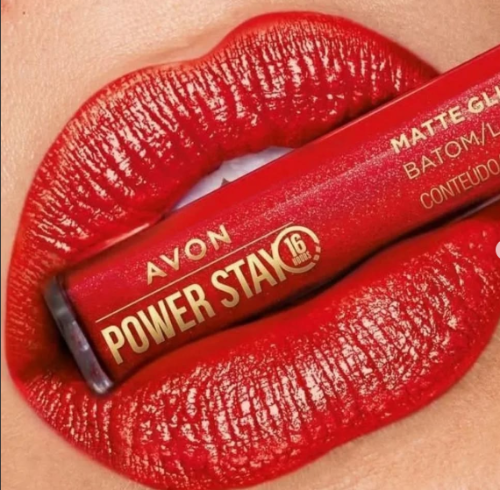 avon labial liquido con efecto glitter power stay tono scarlet flame