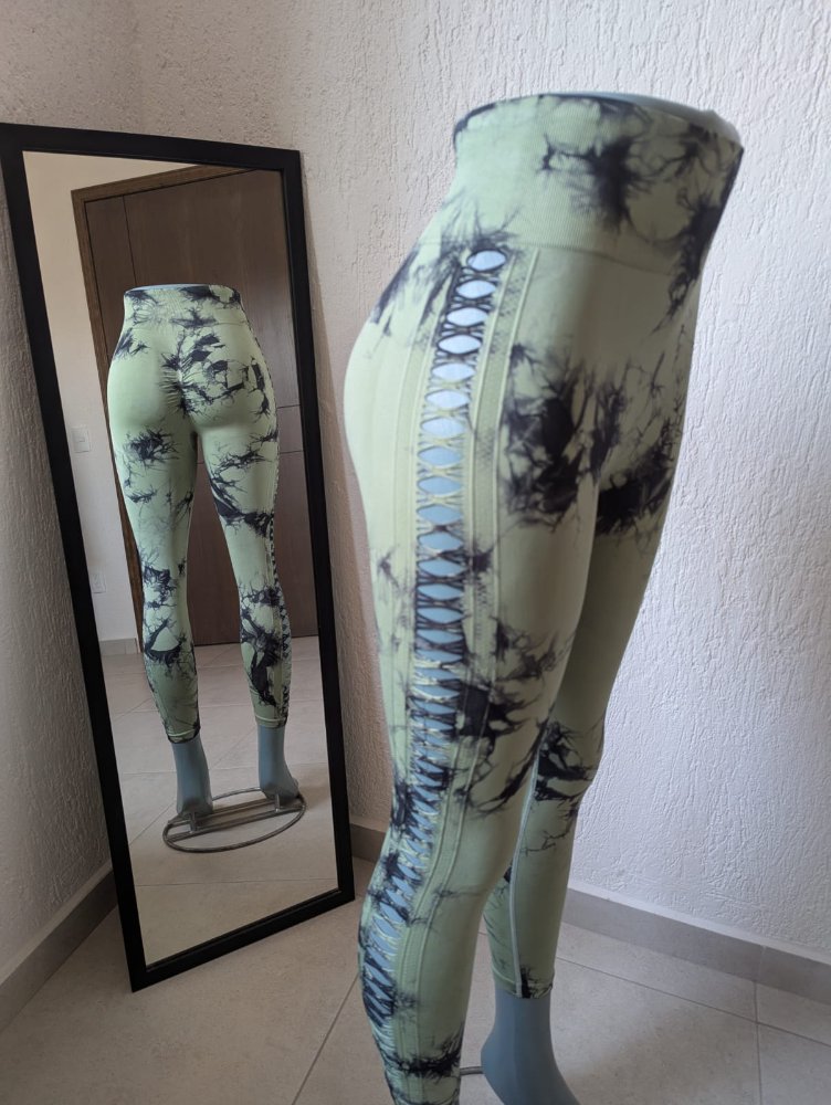 legging corte en la pierna verde SALVA