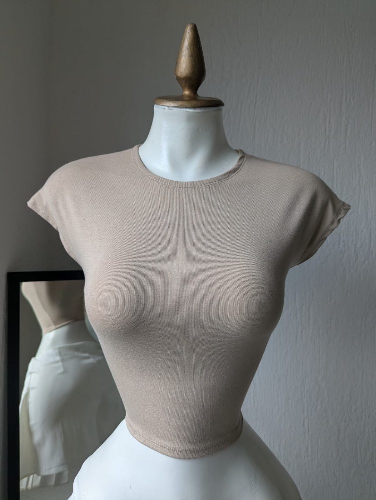 M/L blusa basica nude