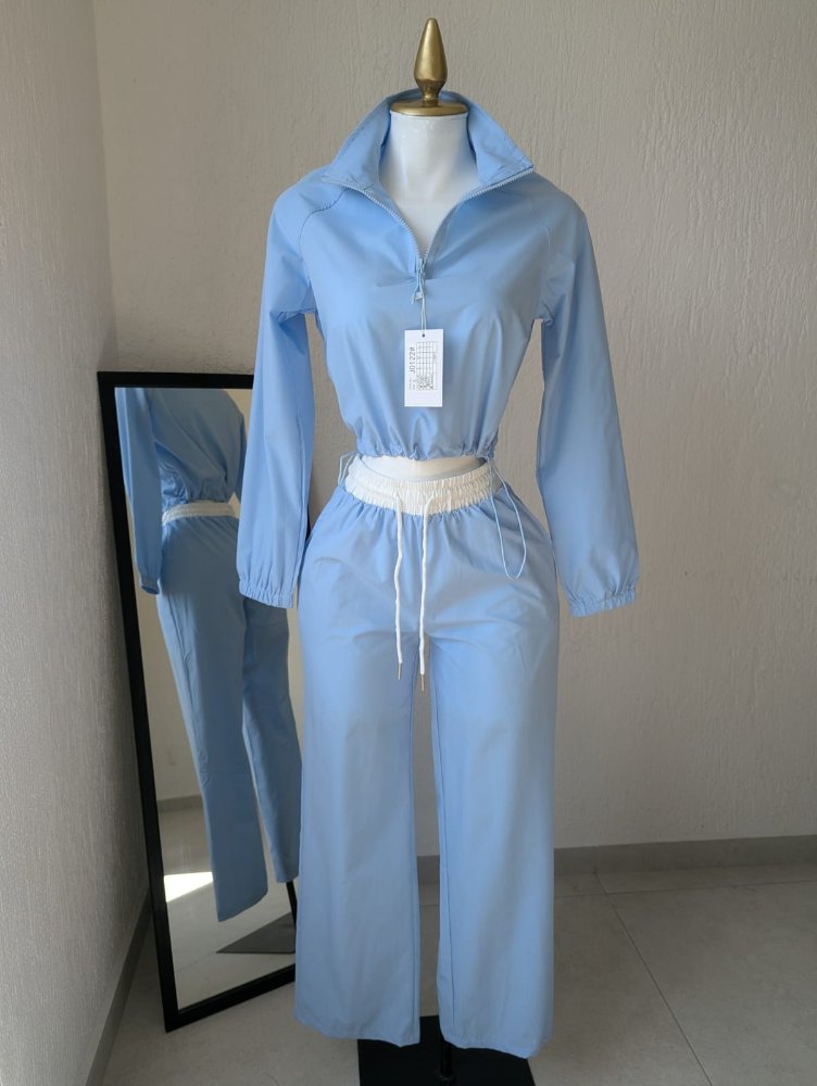 conjunto deportivo J0122 azul cielo SALVA