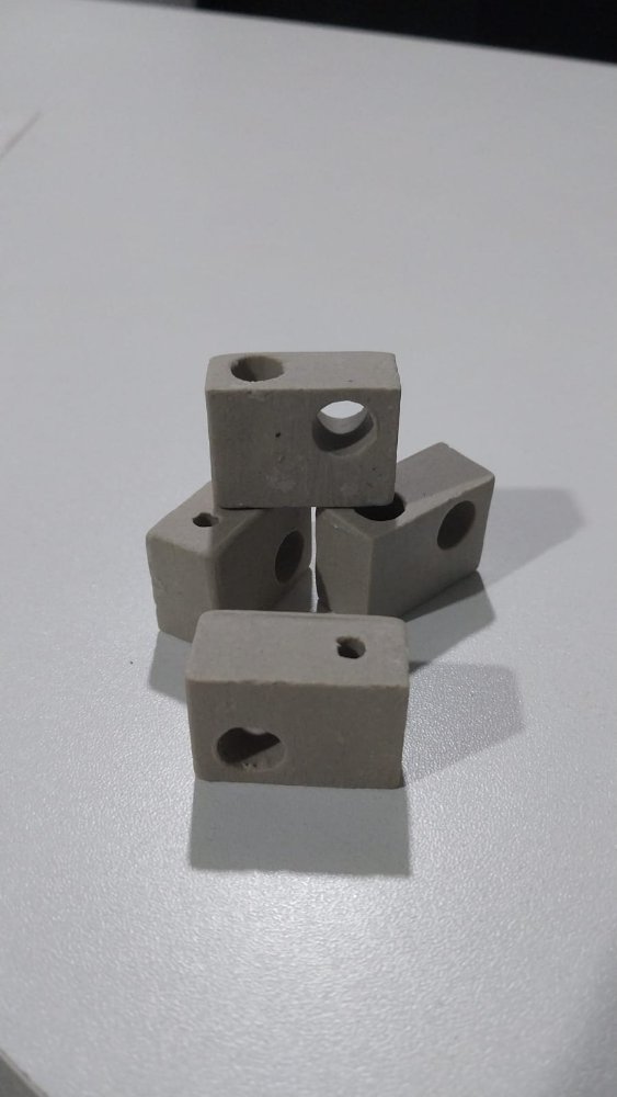 Soporte para resistencia ,porcelana