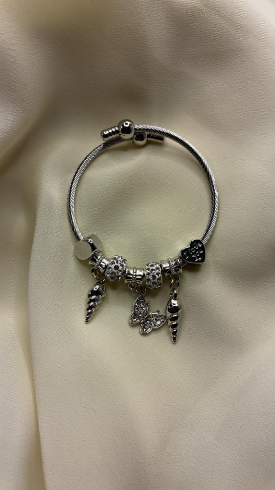 27-Pulseras Charms