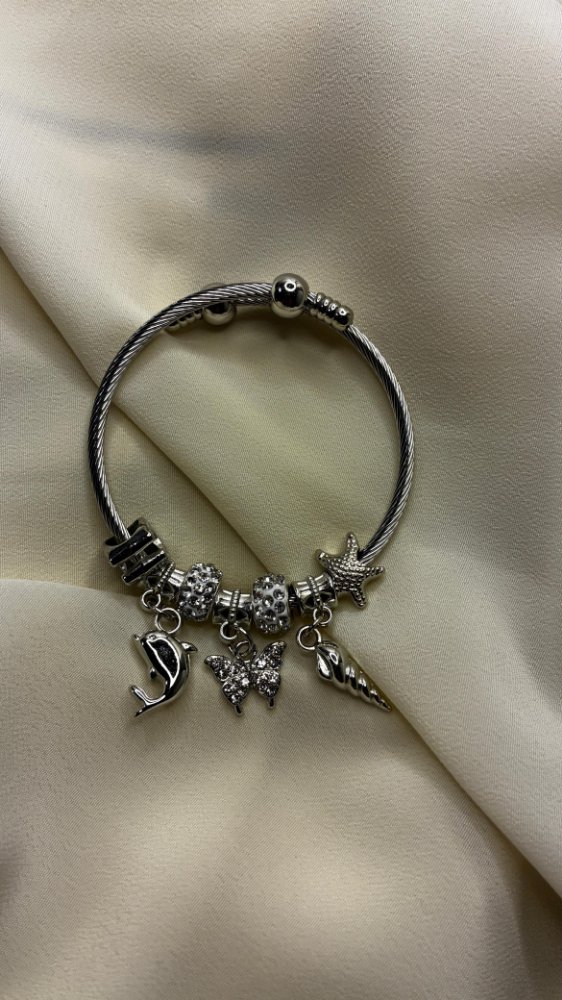 03- Pulseras Charms