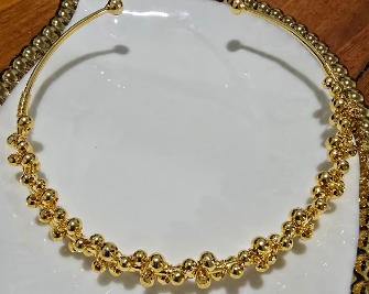 CHOCKER BRONCE BOLITAS ALREDEDOR