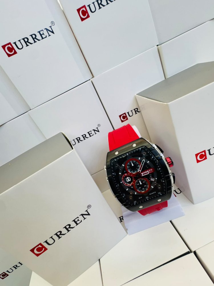 RELOJ CURREN