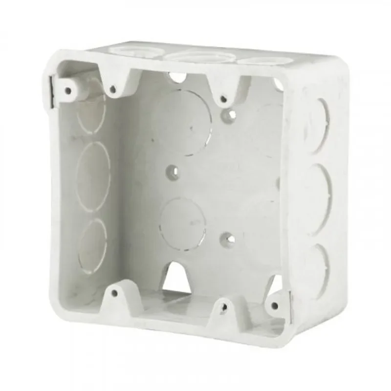 CAJA PLAST 4x4