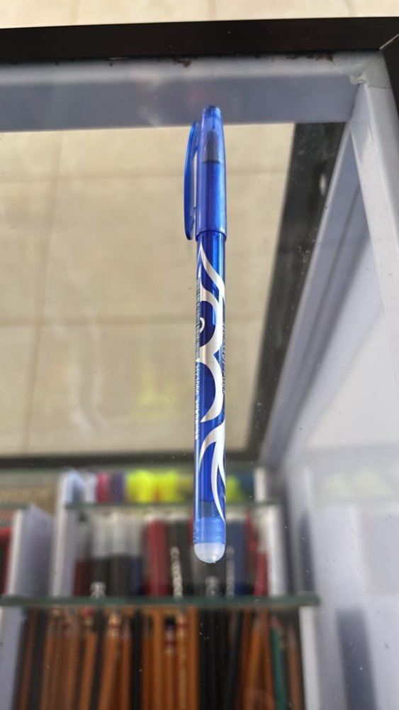 lapicero con goma borrable azul