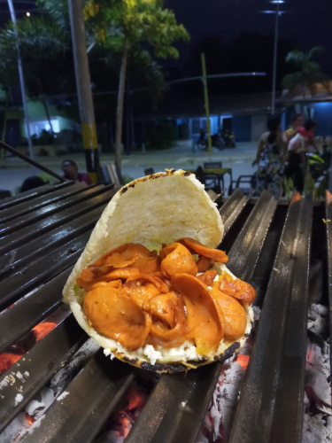 Arepa con Chorizo