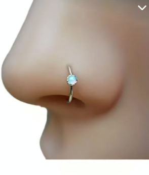 Pearcing nariz con piedra