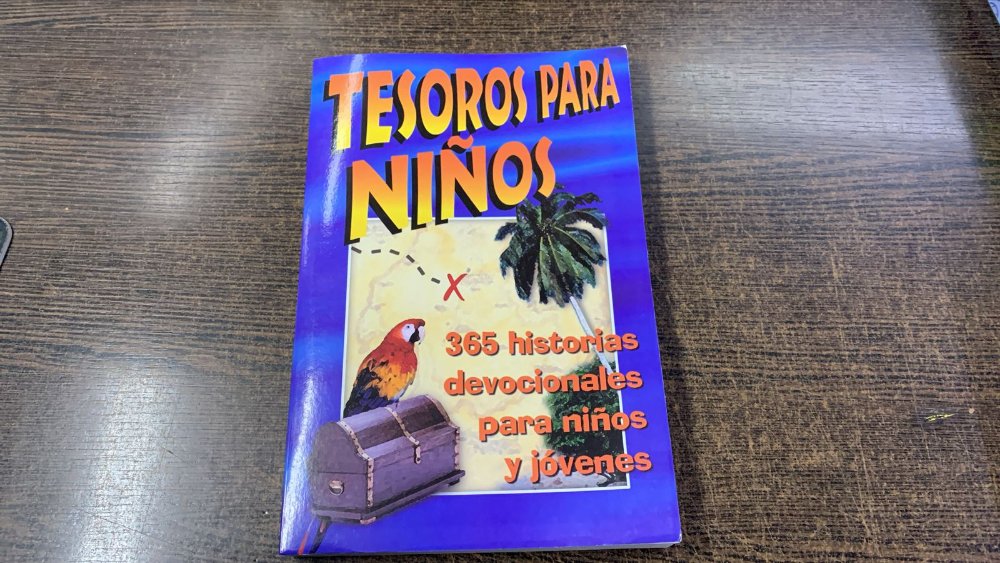 TESOROS PARA NIÑOS / 365 DEVOCIONALES