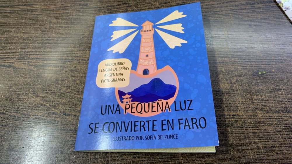 UNA PEQUEÑA ÑUZ SE CONVIERTE EN UN FARO