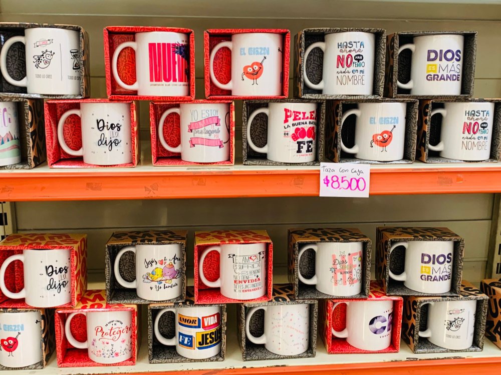 TAZA CON CAJA