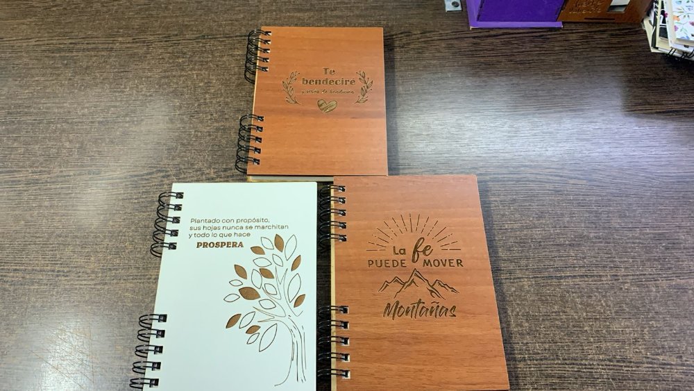 CUADERNOS TAPA DE MADERA