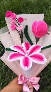 flores chenill en ramo marzo