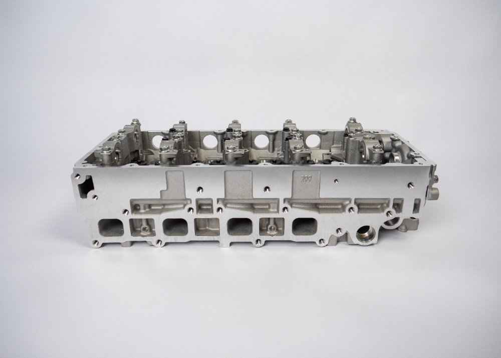 CABEZA DE MOTOR ISUZU 200/300 MODELO ANTERIOR