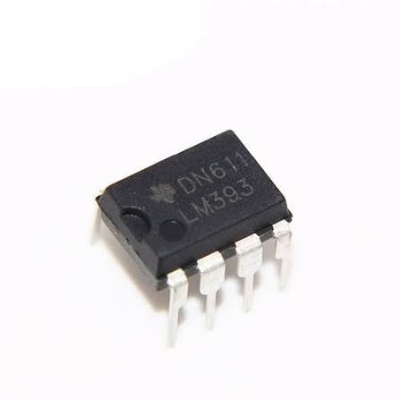 LM393 Comparador de voltaje dual