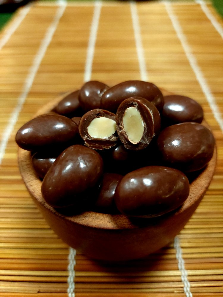 Almendras c/chocolate con leche