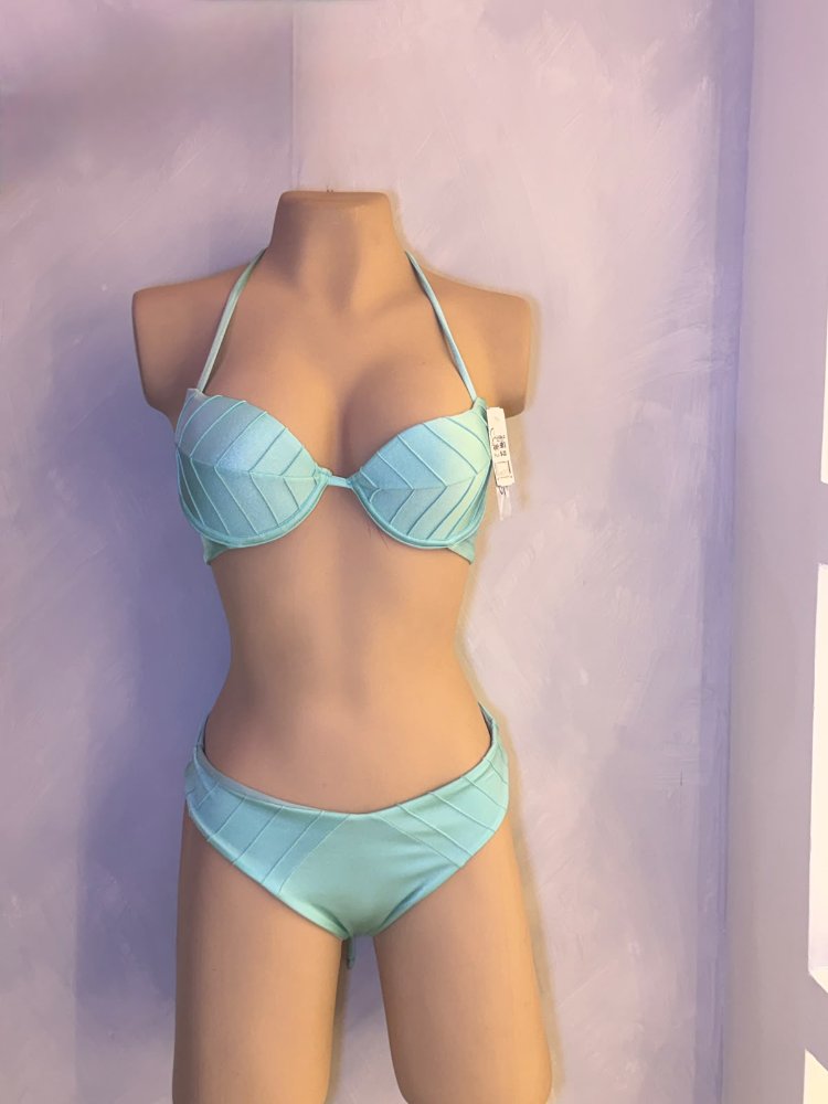 Bikini aguam T.S