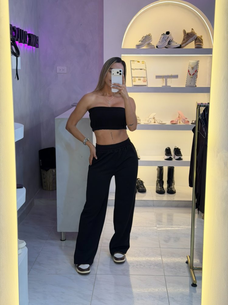 Conjunto buso, top y sudadera negro T.U