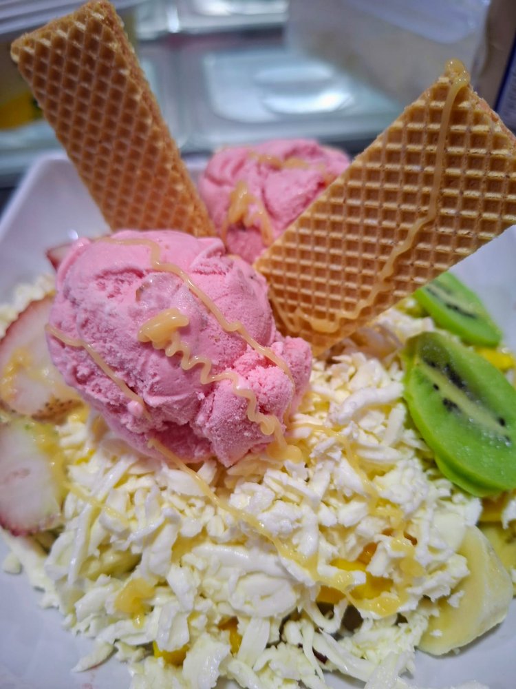 ENSALADA DE FRUTAS CON QUESO