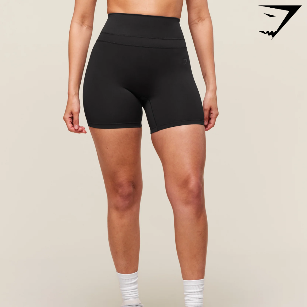 Whitney Shorts - Black (M)
