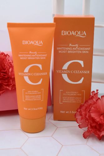Bioaqua Jabon Limpiador Facial De Vitamina C En Gel x 100 GR (BQY45834)