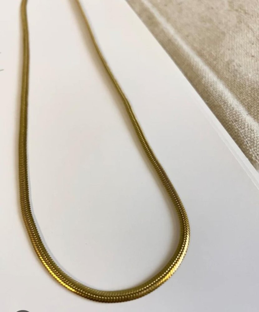 COLLAR PIEL DE SERPIENTE