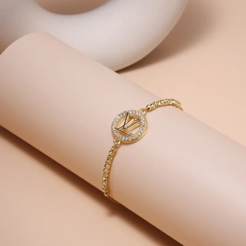 Pulsera estilo Louis Vuitton con microdiamantes - Dorada - PUL085