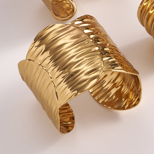 Brazalete de Puño Texturizado - Dorado - BRA132