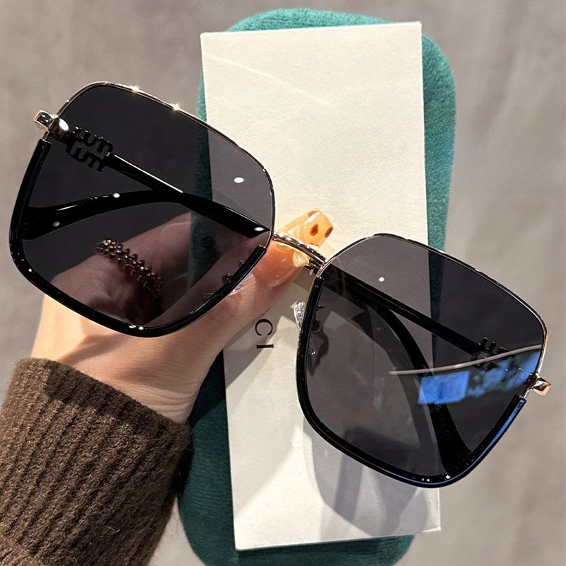 Gafa Estilo Miu Miu Negro - GAF030