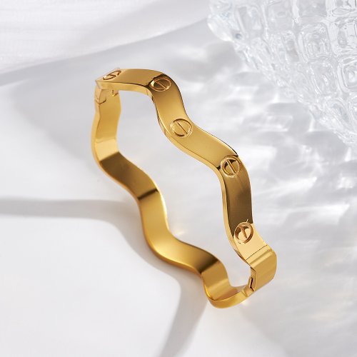 Brazalete Estilo Cartier Asimetrico - Dorado - BRA133