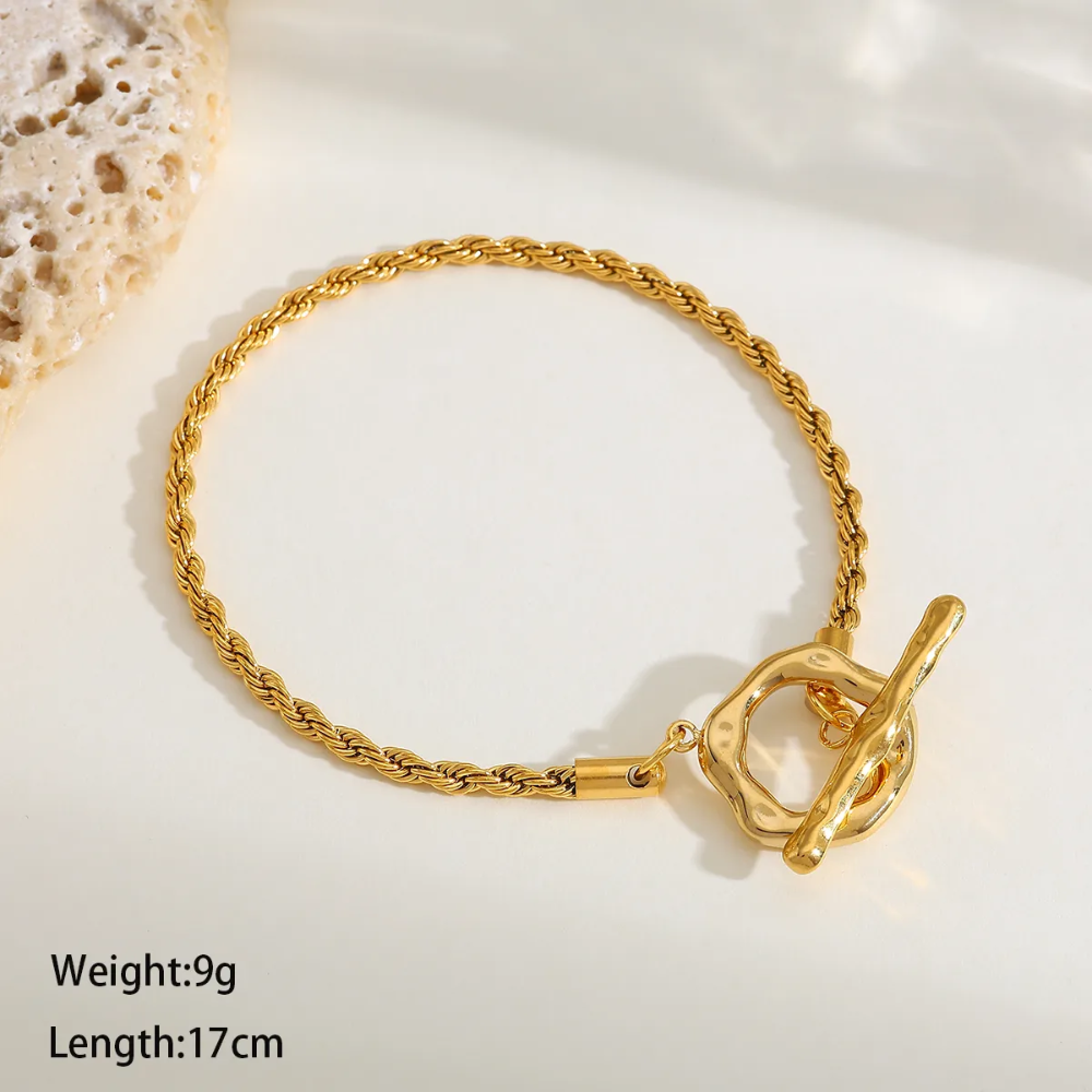 Pulsera de cadena de cuerda con un cierre de palanca orgánico - Dorado - PUL189