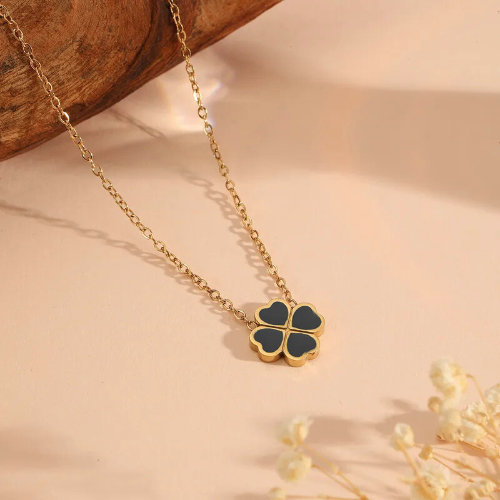 Collar estilo Van Cleef Corazon Negro - Dorado - COL257