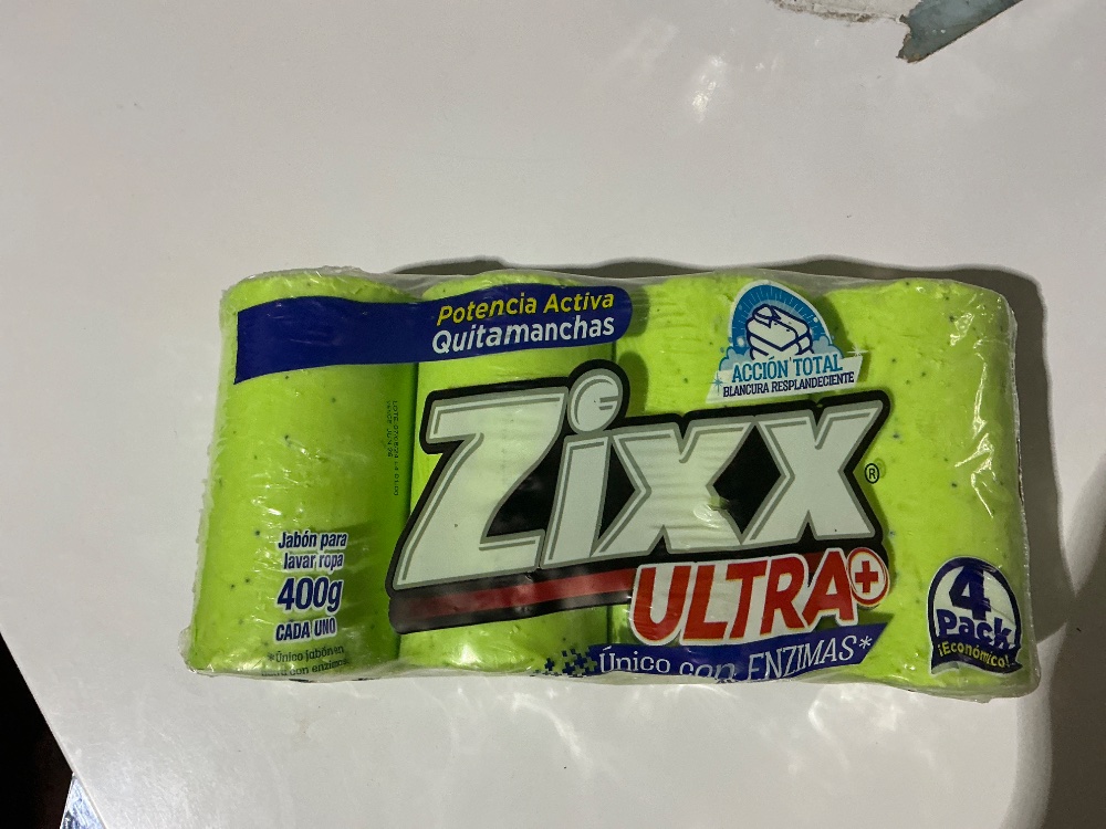 Jabón Zixx barra verde quita manchas