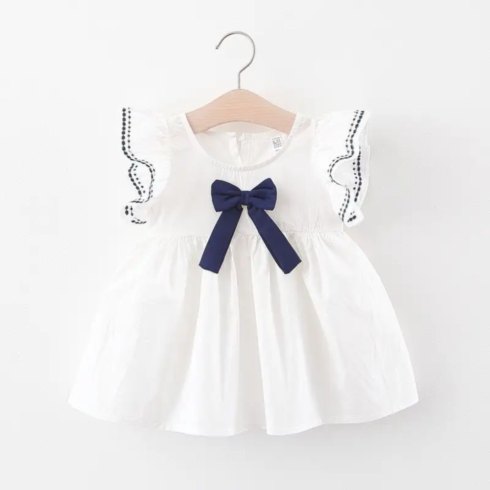 Vestido blanco con lazo