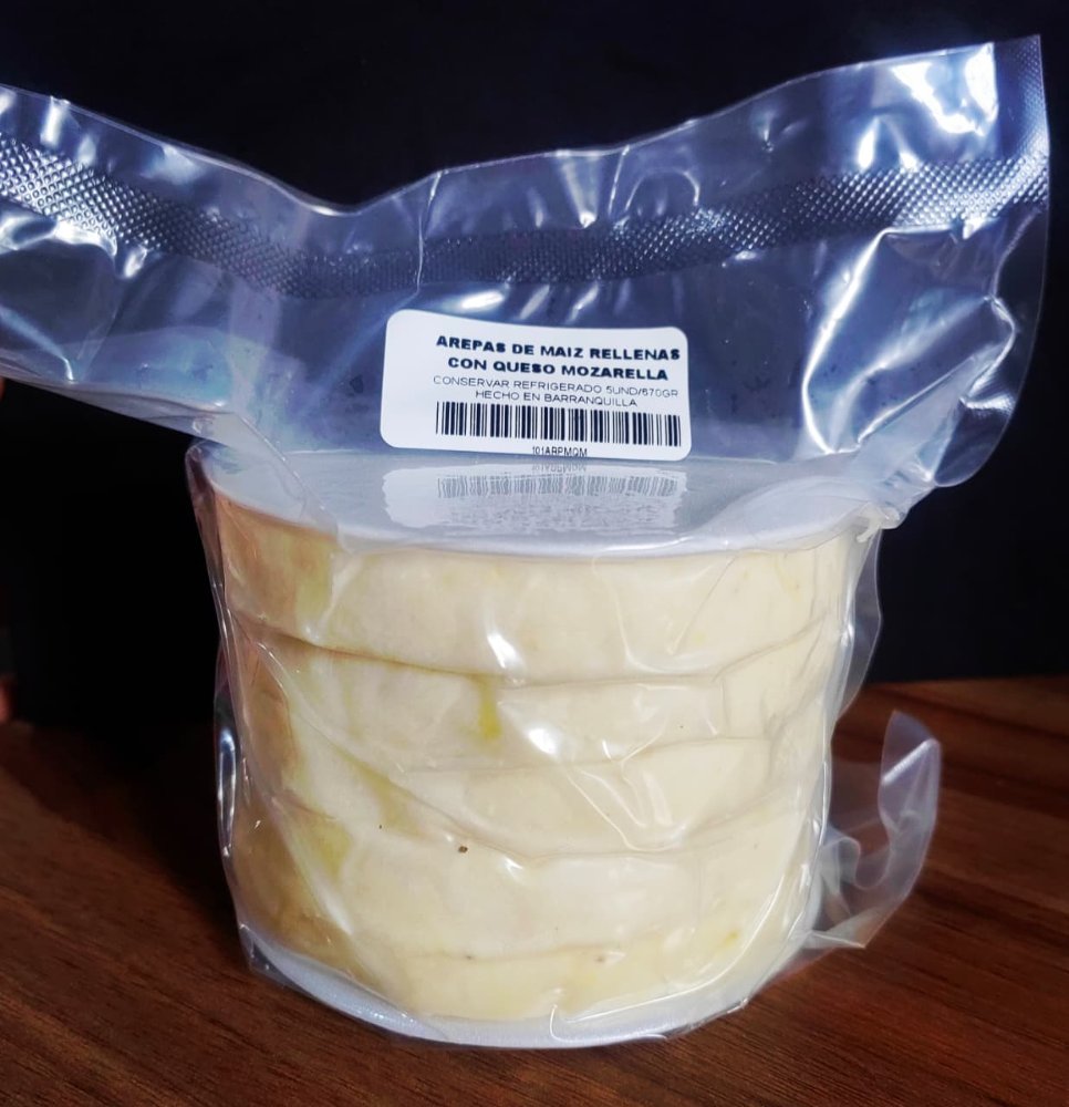 AREPAS MAIZ MOZARELLA